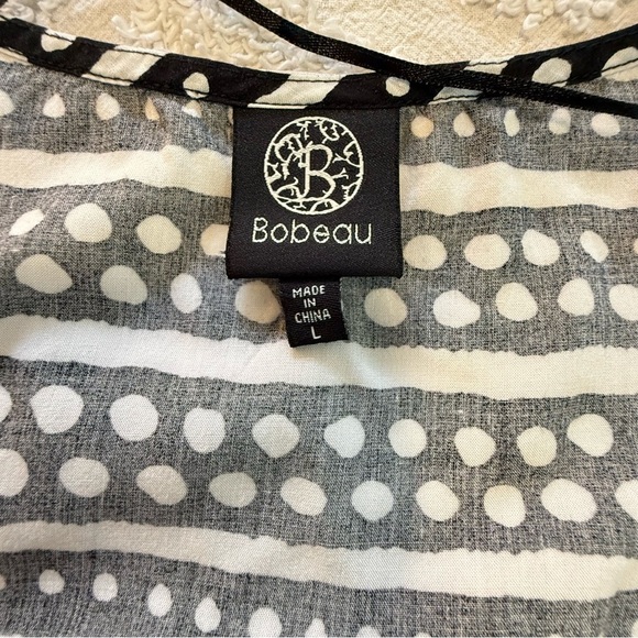 Black and White Patterned Maxi Dress - Picture 8 of 8